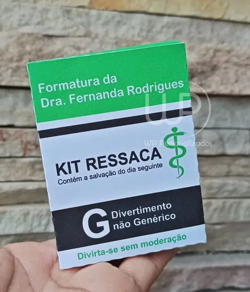 Caixa Kit Ressaca Formatura Medicina