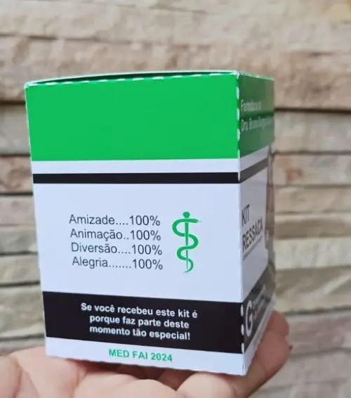 Caixa Kit Ressaca Formatura Medicina c/ Foto