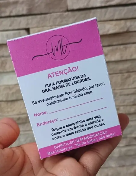 Caixa Kit Ressaca Formatura Rosa