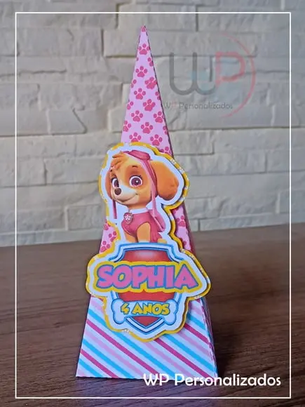 Caixa Pirâmide 3d Skye