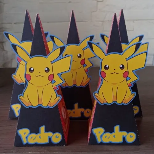 Caixa Pirâmide Pikachu