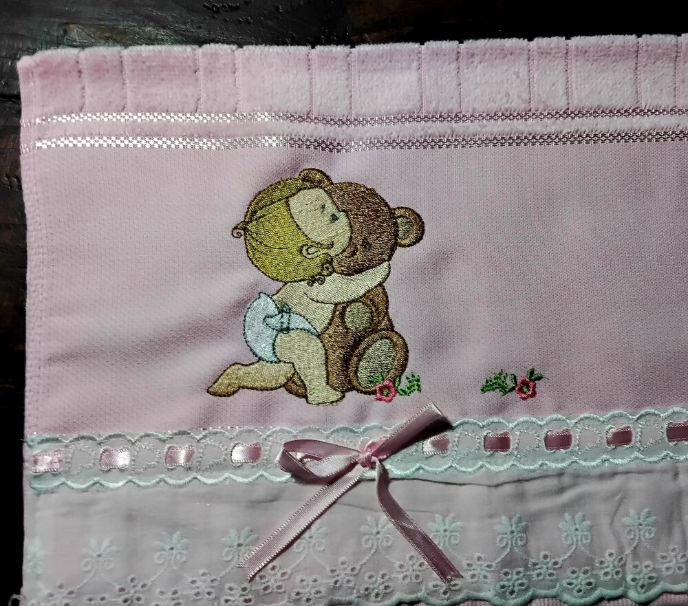 Toalhinha de mão rosa 025