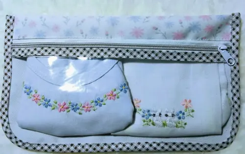 Body com Fraldinha e Necessaire 010