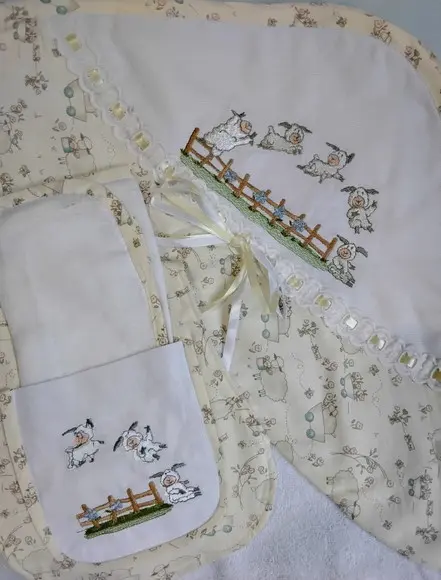 Kit Presente -cobertor, Fralda de Apoio Regurgitador Toalha