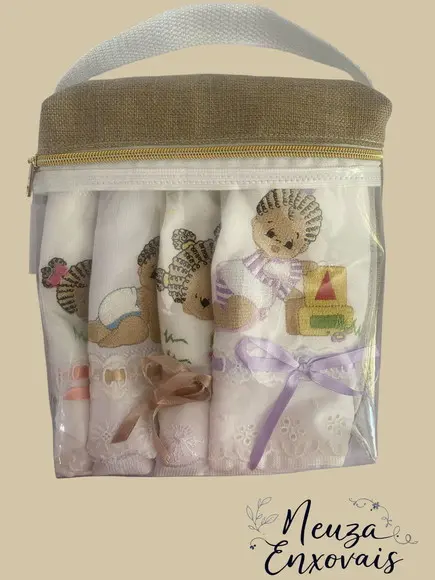 Necessaire com Toalhinhas de Mão 02