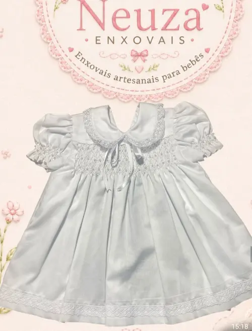 Vestido de Fustão Amarelo Bordado Casinha de Abelha 007