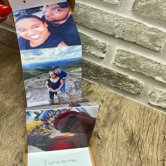 Caixa de Fotos e Mensagem Casal