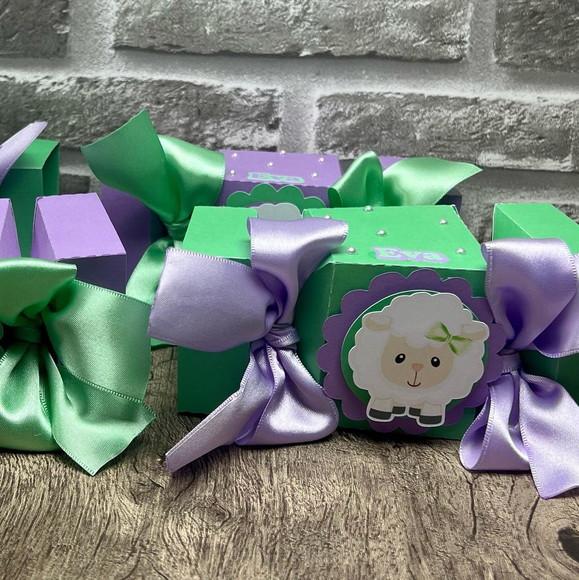 Kit Personalizado Lilás E Verde Ovelhinha