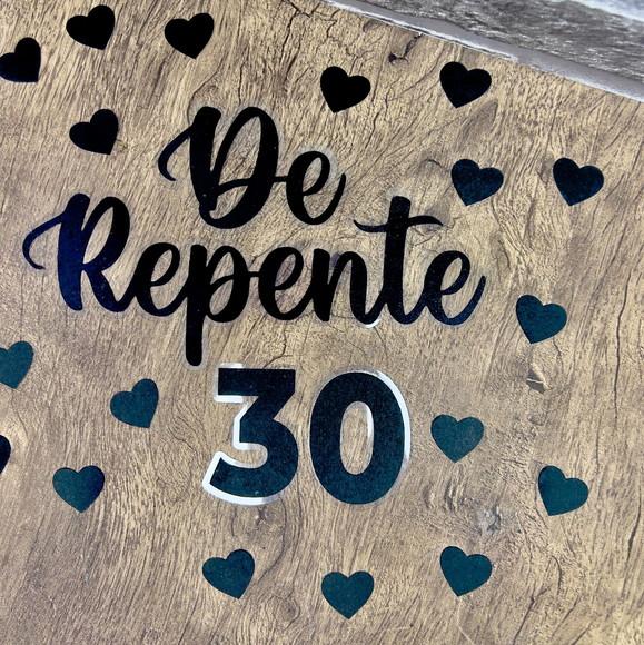 Topo de Bolo de Repente 30 Corações