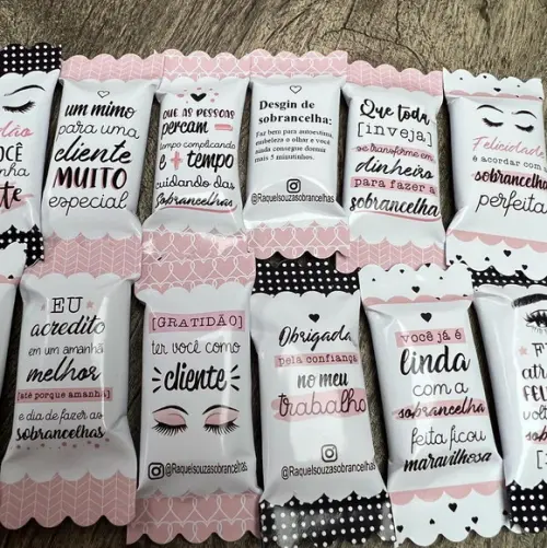 Baldinho com Balinhas Design Sobrancelhas