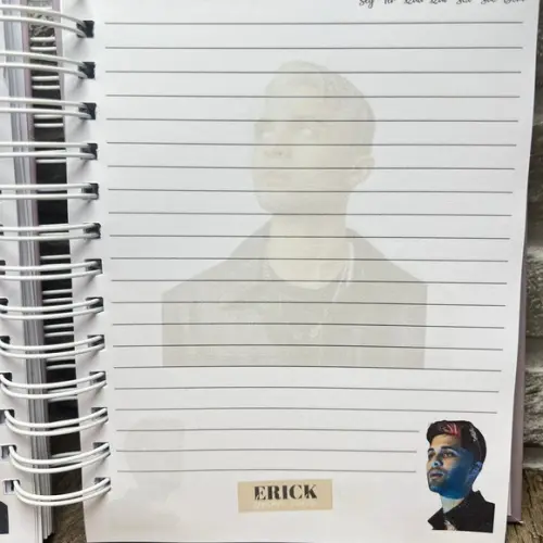 Caderno Erick Brian Colón