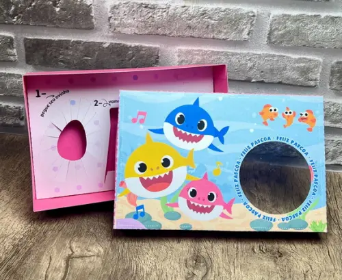 Caixa Kit Mini Confeiteiro Baby Shark Menina