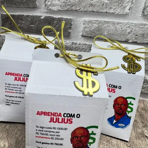 Caixa Milk Julius Todo Mundo Odeia o Chris