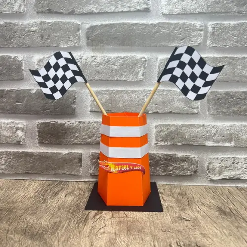 Centro de Mesa Cone Hot Wheels