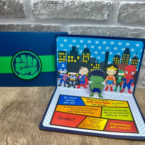 Convite de Aniversário Pop-up Heróis