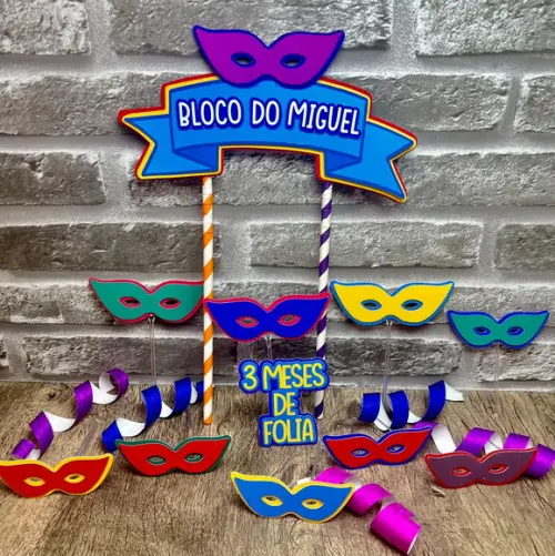 Topo de Bolo Bloco Carnaval Menino