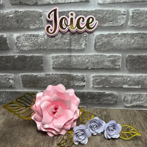 Topo de Bolo Nome e Flores Rosé e Branco