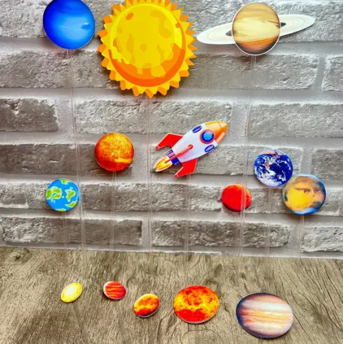 Topo de Bolo Planetas e Foguete