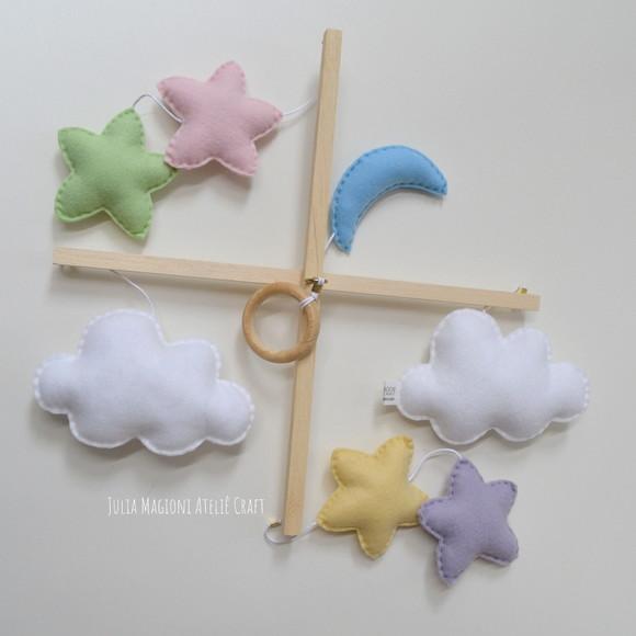 Móbile para berço - Nuvens, Estrelas e Lua