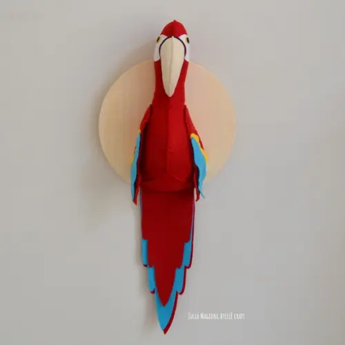 Arara Vermelha Falsa Taxidermia Cabeça animal