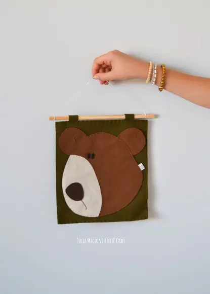 Bandeirinha de Feltro Urso Marrom