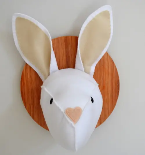 Cabeça de Coelho Falsa Taxidermia