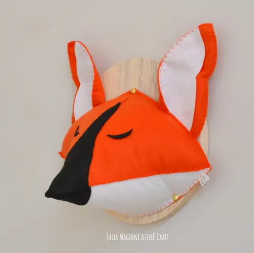 Cabeça de Lobo Guará Falsa Taxidermia