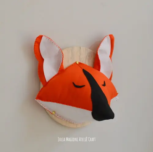 Cabeça de Lobo Guará Falsa Taxidermia