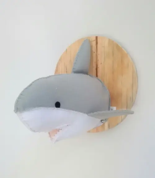 Cabeça de Tubarão Falsa Taxidermia