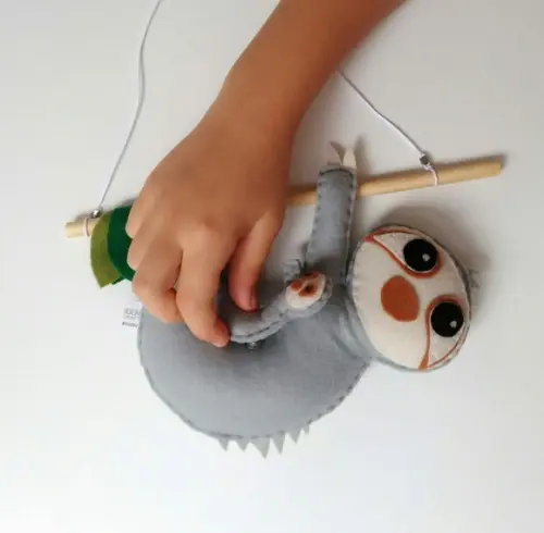Enfeite Mamãe Bicho Preguiça e Filhote