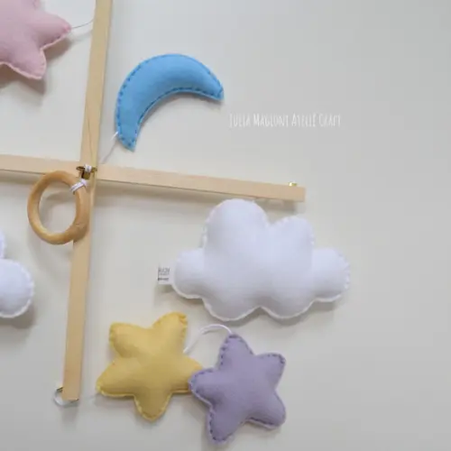 Móbile para berço - Nuvens, Estrelas e Lua