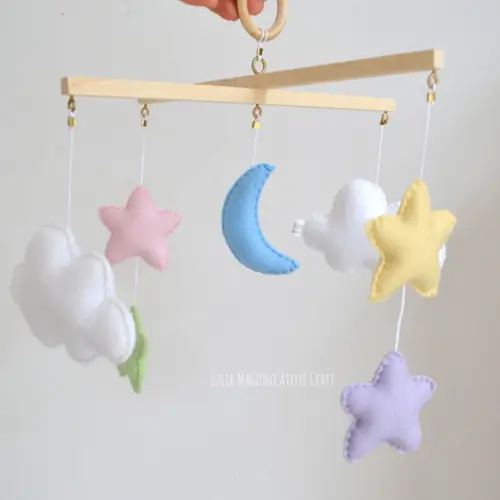 Móbile para berço - Nuvens, Estrelas e Lua