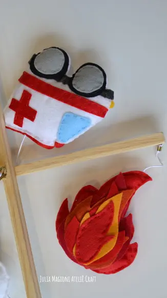 Móbile para Berço Bombeiros