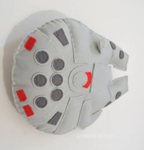 Nave Star Wars Millenium Falcon
