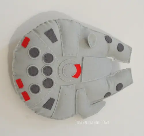 Nave Star Wars Millenium Falcon
