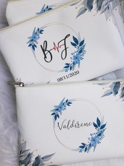 Bolsinha Madrinha com Monograma Azul Floral