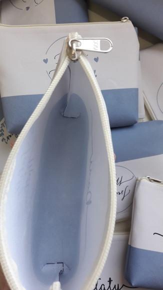 Kit Necessaire Casamento Azul Serenity com Monograma