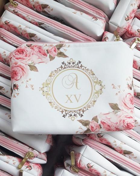 Necessaire Aniversário de Debutante 15 anos com forro