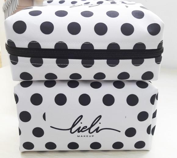Necessaire Box com Logo