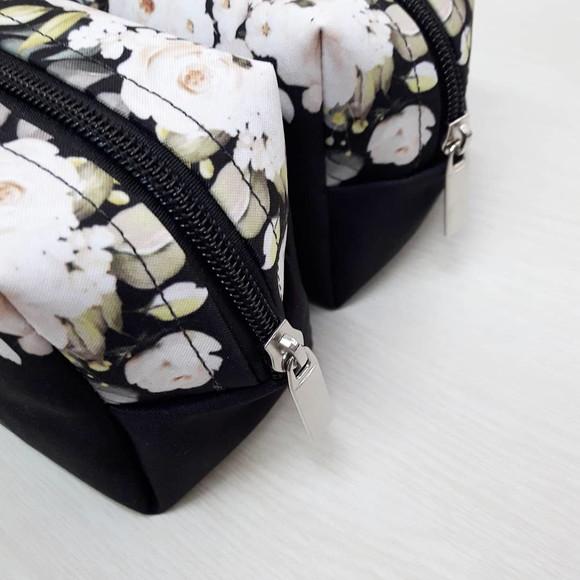 Necessaire Box Floral Preta