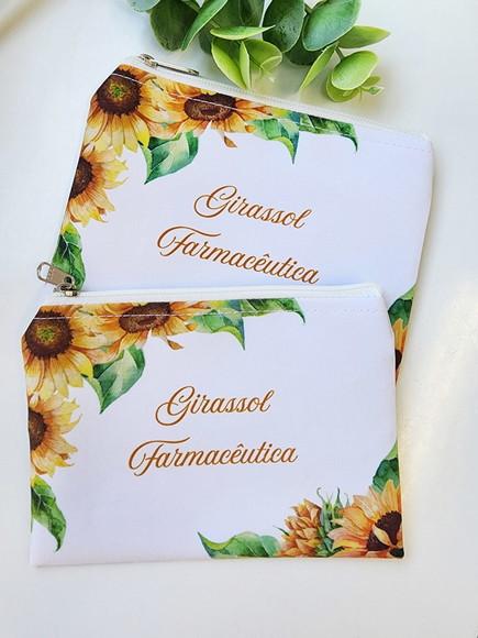 Necessaire com Logo