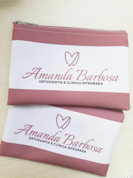 Necessaire com Logo