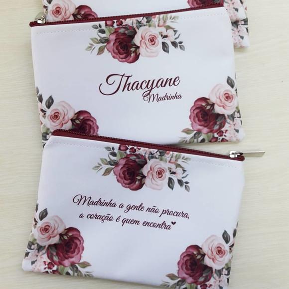 Necessaire Madrinha Marsala Kit com 20