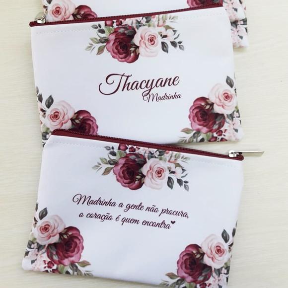 Necessaire Madrinha Marsala Kit com 20