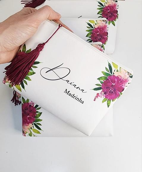 Necessaire Madrinha Marsala com Pingente