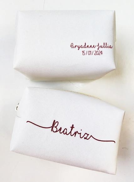 Necessaire Personalizada Creme com Marsala