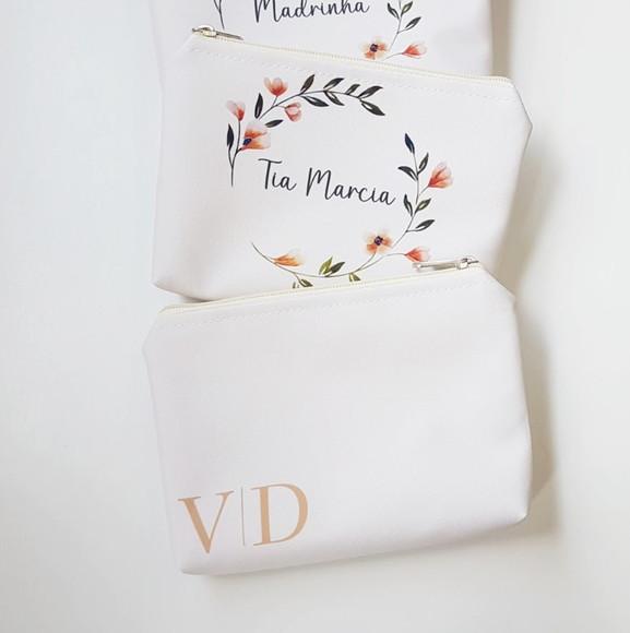 Necessaire Personalizada Floral Fundo Creme