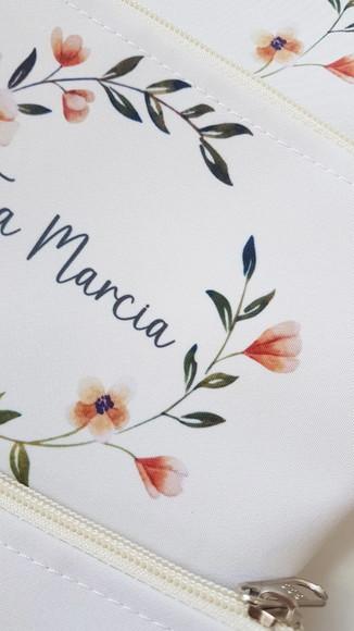 Necessaire Personalizada Floral Fundo Creme