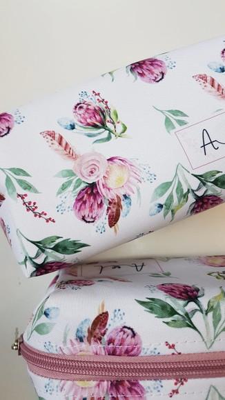 Necessaire Personalizada Floral Rose