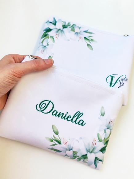 Necessaire Personalizada Flores Brancas Casamento